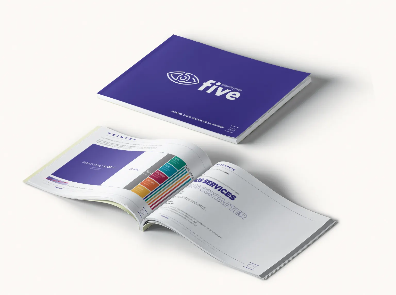 Manuel d'utilisation de la marque Five Sécurité privée, couverture violette et pages couleurs ouvertes