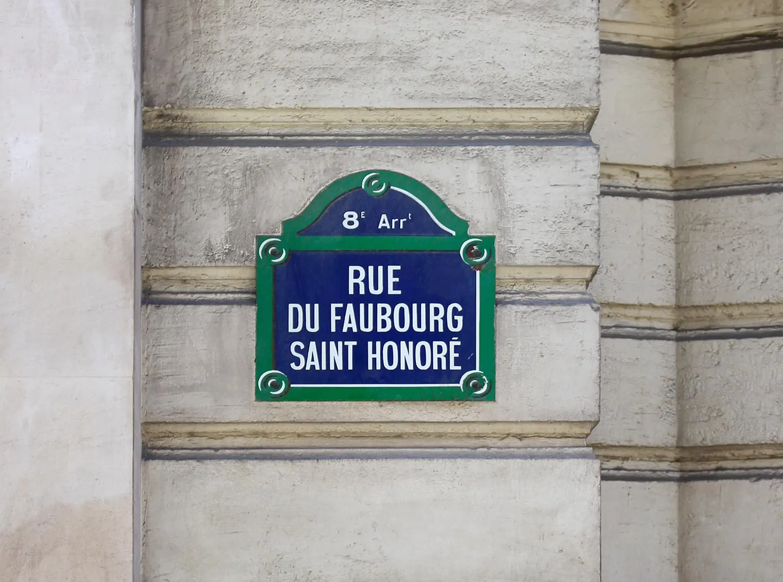 Plaque de rue parisienne Rue du Faubourg Saint Honoré, 8e arrondissement, adresse du programme 133 FSH